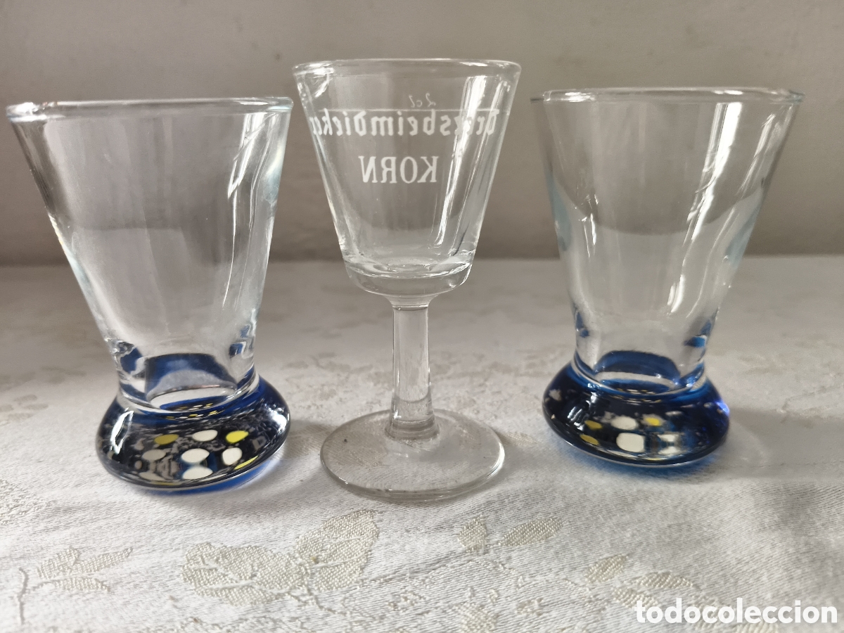 Antiguidades: Copitas europeas cristal tintado y vidrio