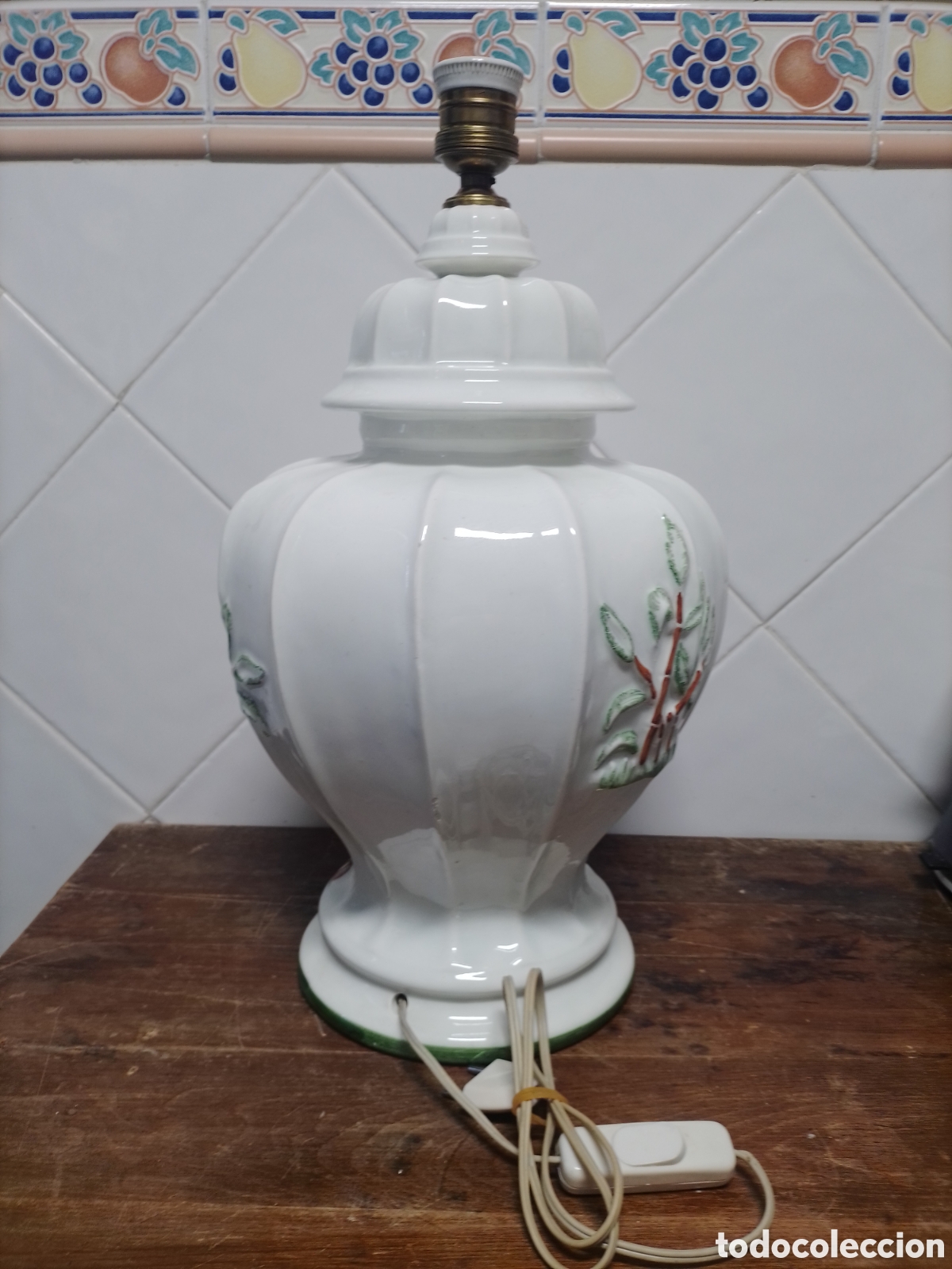 Antig&uuml;edades: Lampara ceramica motivos bamb&uacute;. - Foto 3