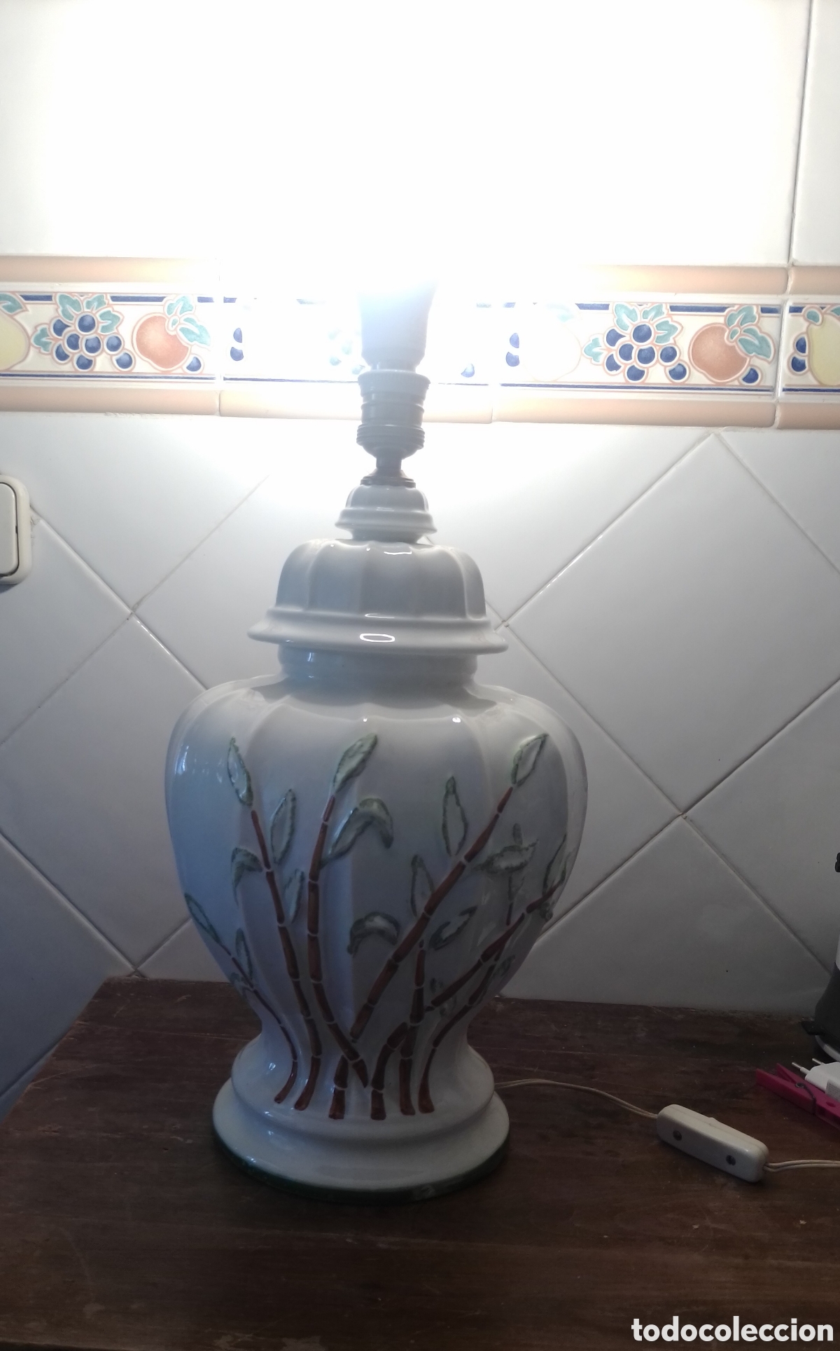 Antig&uuml;edades: Lampara ceramica motivos bamb&uacute;. - Foto 8