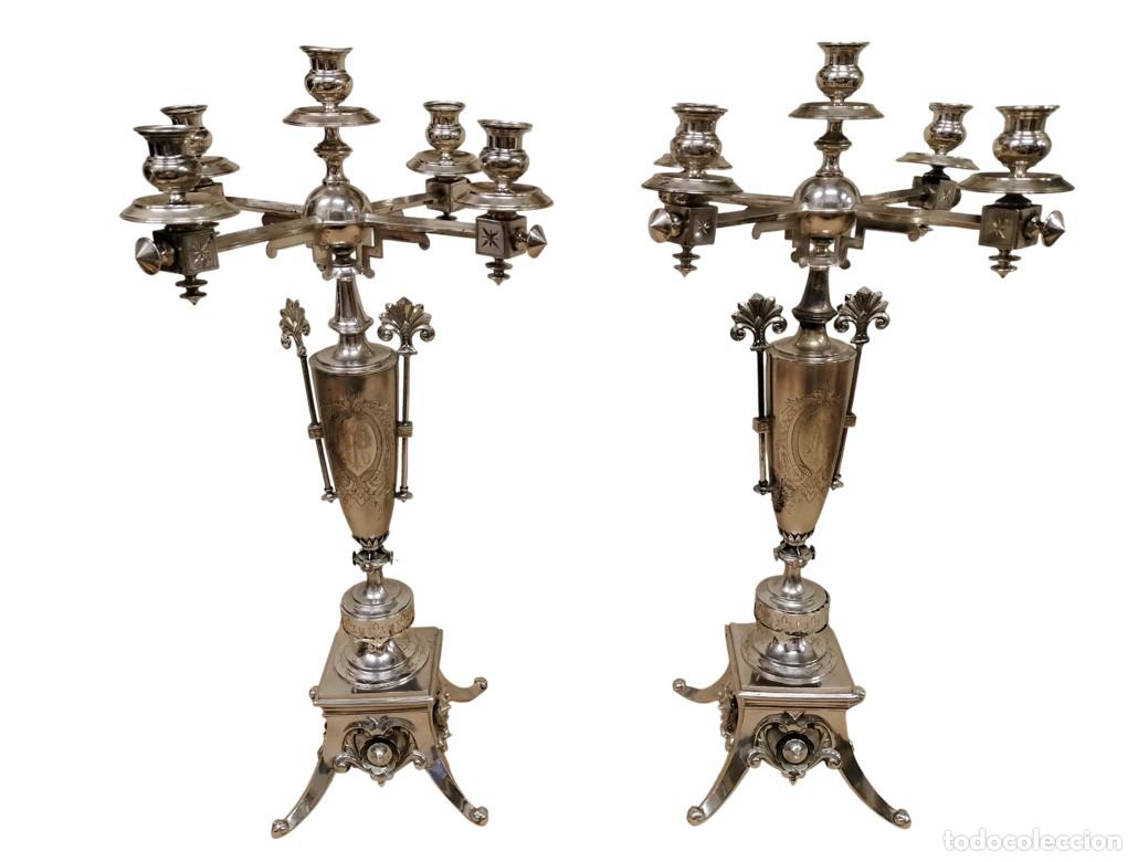 Antig&uuml;edades: PAREJA DE CANDELABROS ECL&Eacute;CTICOS DE CINCO BRAZOS. PLATA CONTRASTADA. EUROPA. SIGLO XIX.