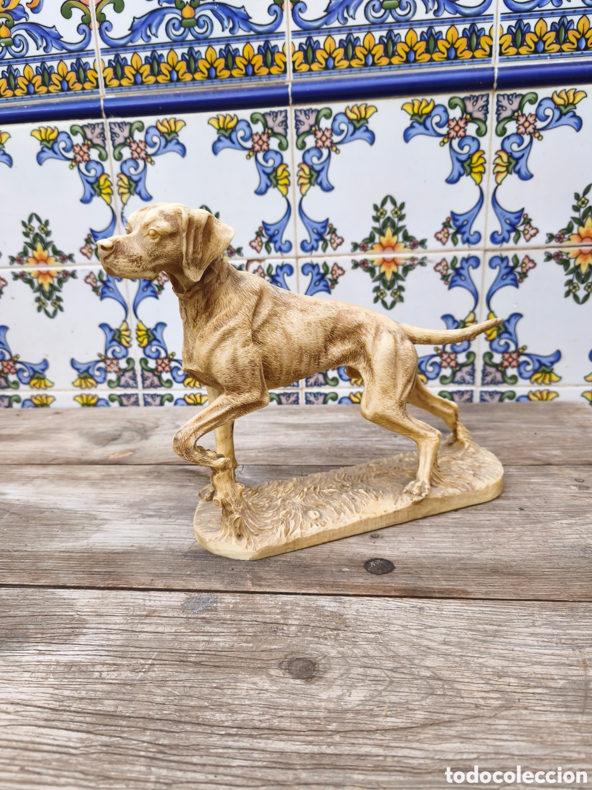 Antiques: Antigua figura de porcelana