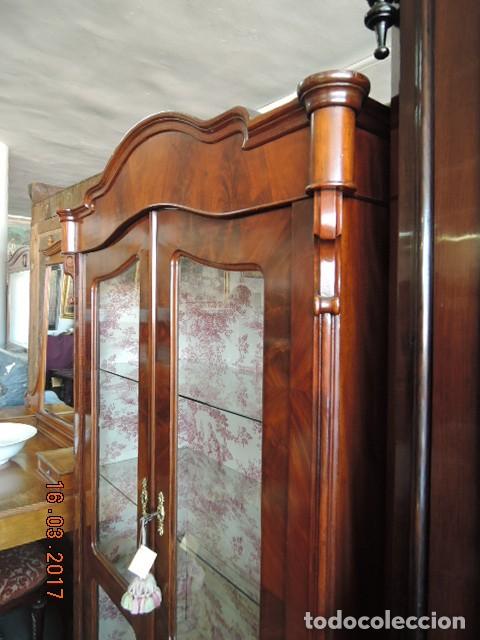 Antig&uuml;edades: VITRINA BIEDERMEIER PALMA DE CAOBA - Foto 20
