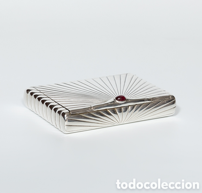 Antig&uuml;edades: Caja estilo Art dec&oacute;; Espa&ntilde;a, a&ntilde;os 70.