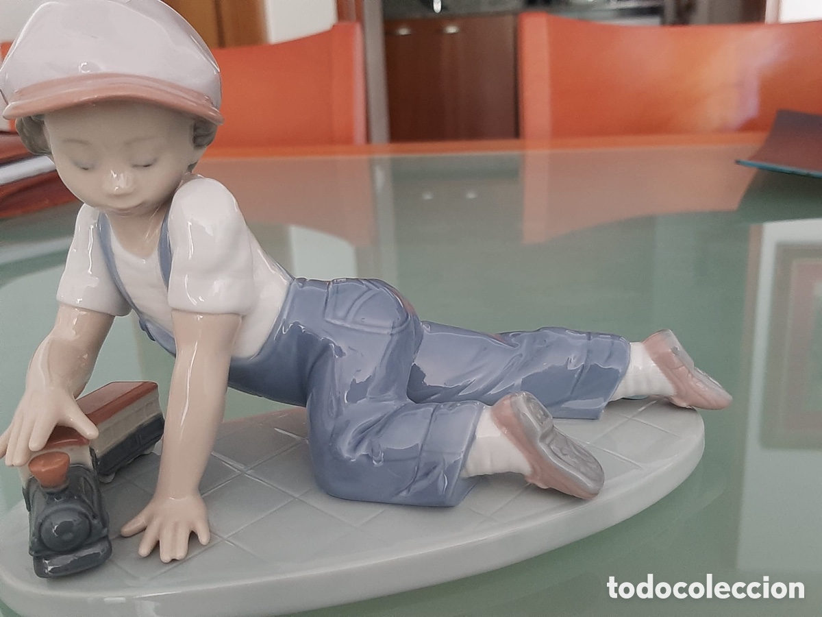 Antig&uuml;edades: Figura ceramica lladr&oacute;
