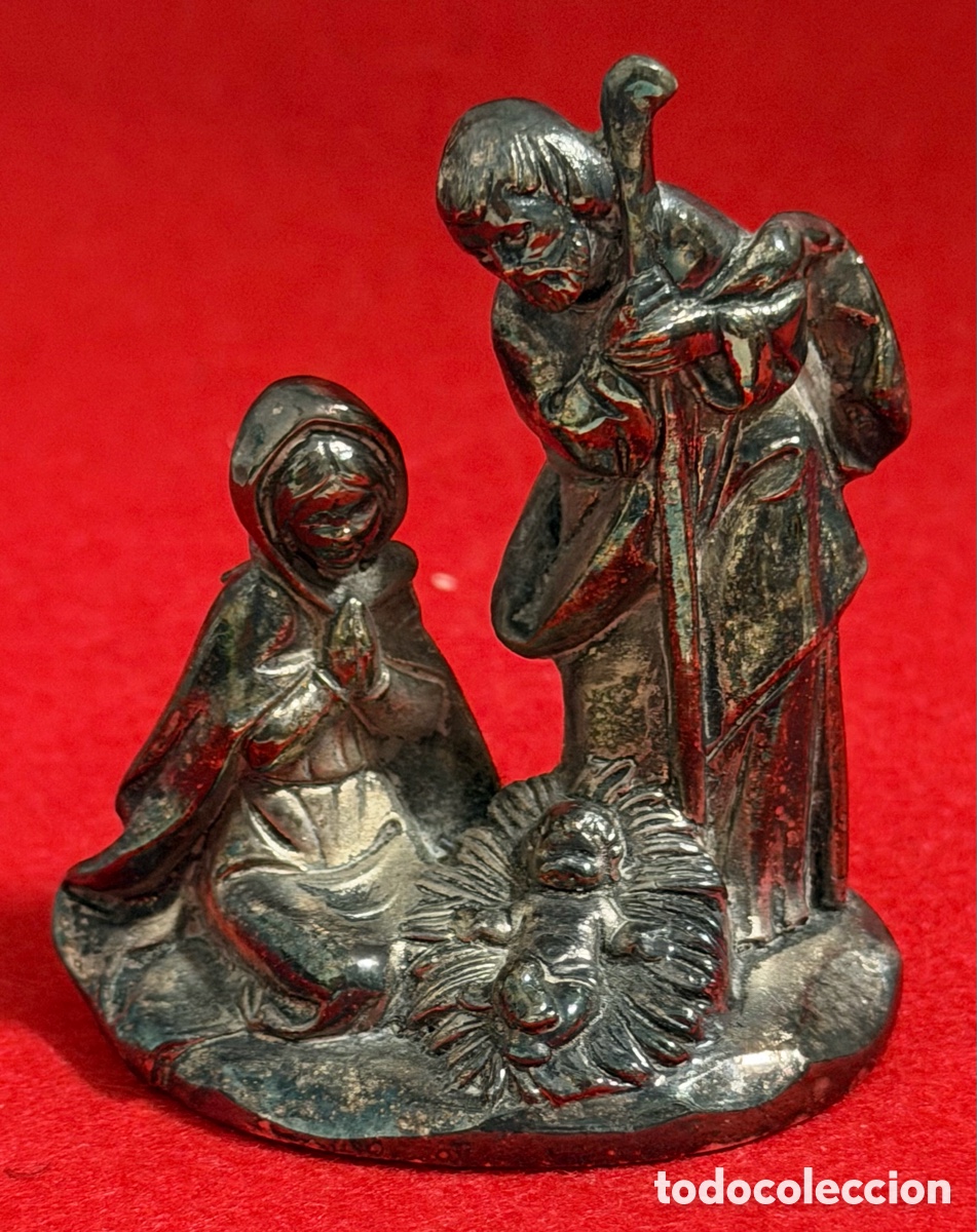 Antig&uuml;edades: Bonito nacimiento en pasta laminada en plata.