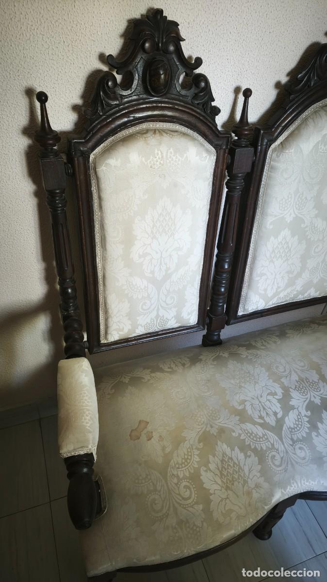 Antig&uuml;edades: Sof&aacute; butaca silla Isabelino - Foto 4