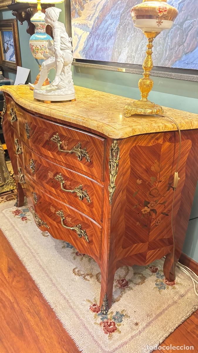 Antig&uuml;edades: Espl&eacute;ndida c&oacute;moda antigua de marqueter&iacute;a - Foto 2