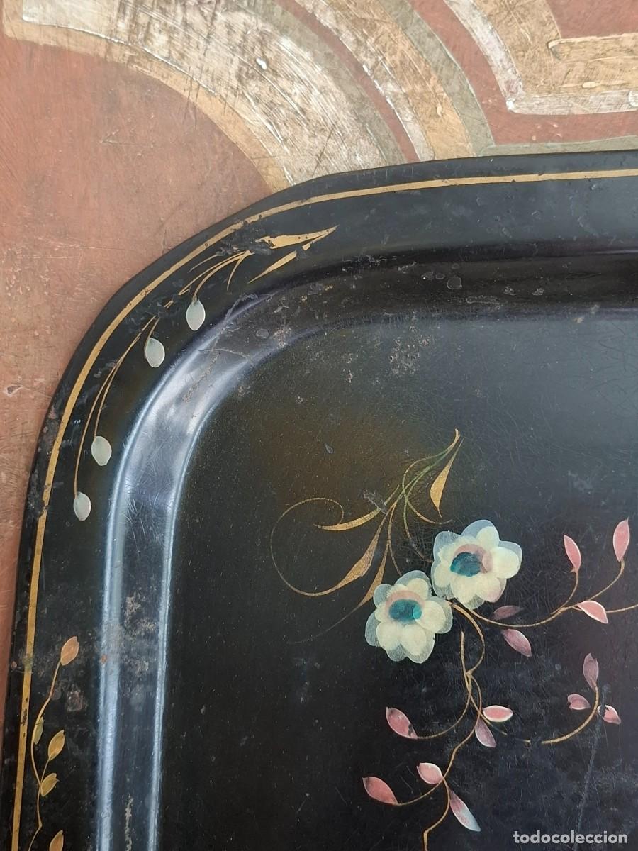 Antig&uuml;edades: BANDEJA METALICA RECTANGULAR DECORADA A MANO S. XIX - Foto 11