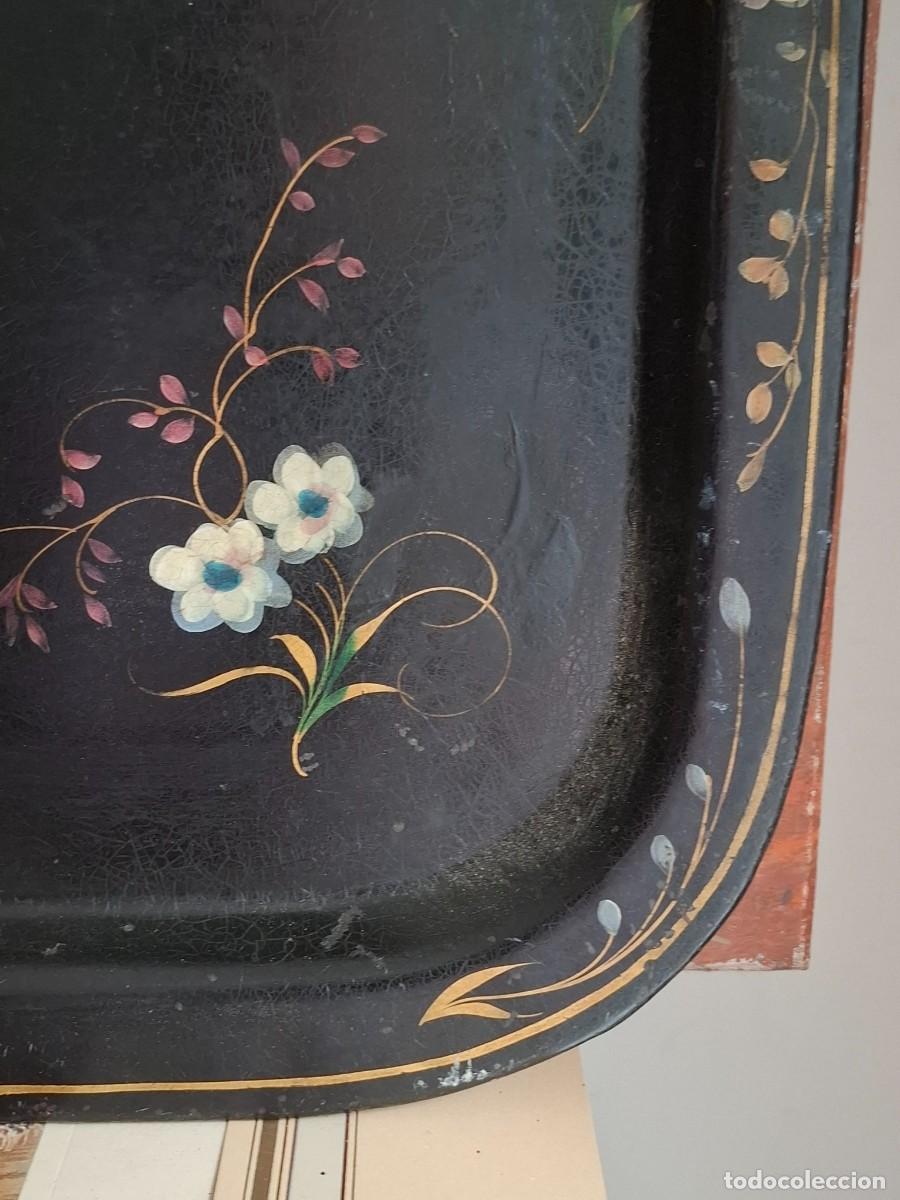 Antig&uuml;edades: BANDEJA METALICA RECTANGULAR DECORADA A MANO S. XIX - Foto 12