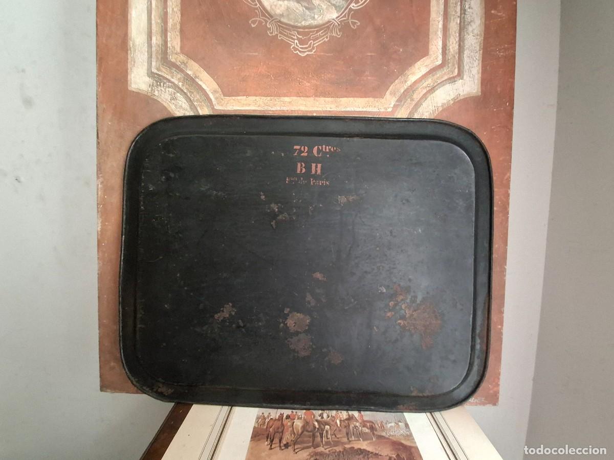 Antig&uuml;edades: BANDEJA METALICA RECTANGULAR DECORADA A MANO S. XIX - Foto 13