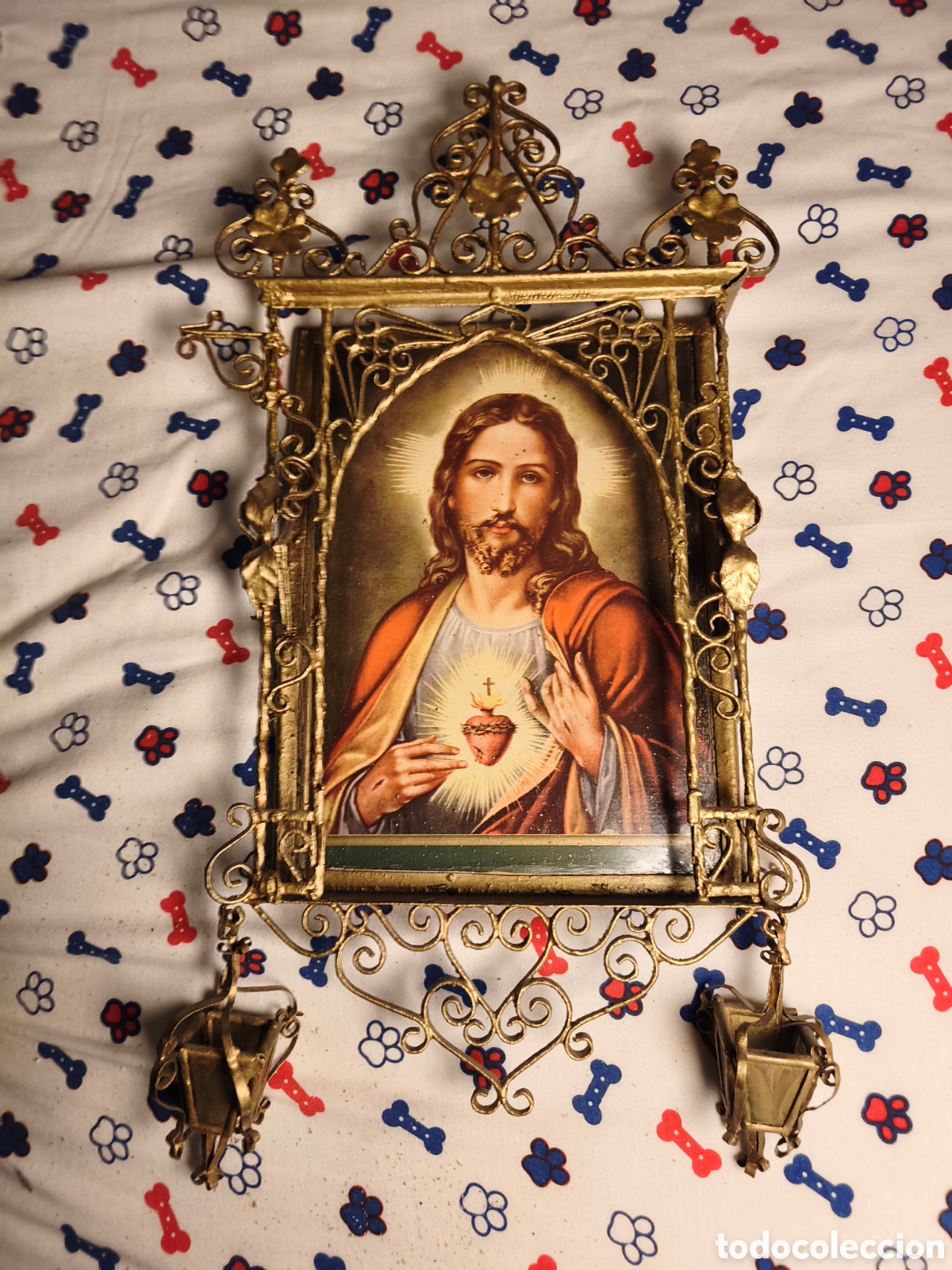 Antiquit&eacute;s: Espectacular Altar de Pared Sagrado Coraz&oacute;n de Jes&uacute;s - Hecho a Mano y Dorado con Pan de Oro - Mid-Ce