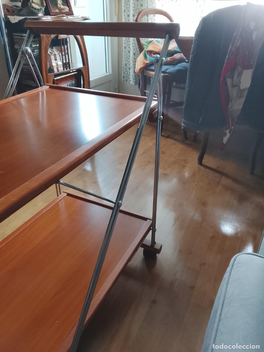 Antig&uuml;edades: Carrito de madera con ruedas para la casa - Foto 2