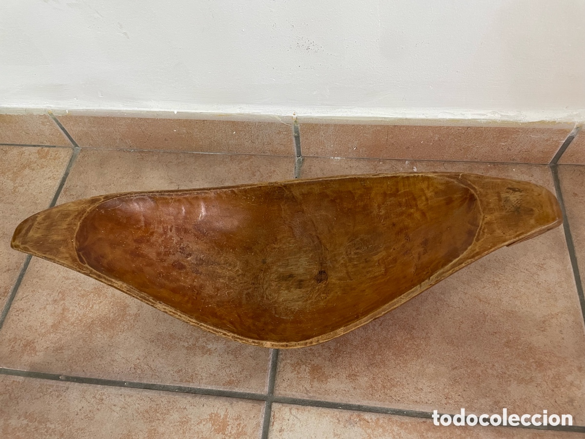 Antiguidades: Cuenco de madera artesanal