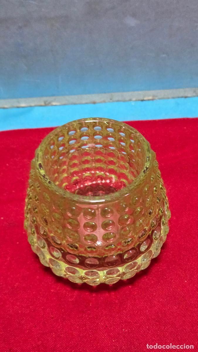 Antig&uuml;edades: vaso de cristal de roca verde - Foto 2