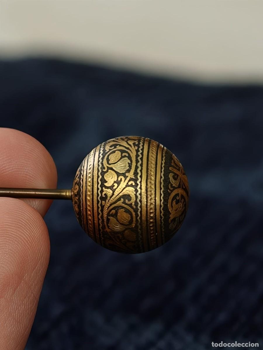 Antig&uuml;edades: Precioso pin de sombrero o de solapa antiguo.