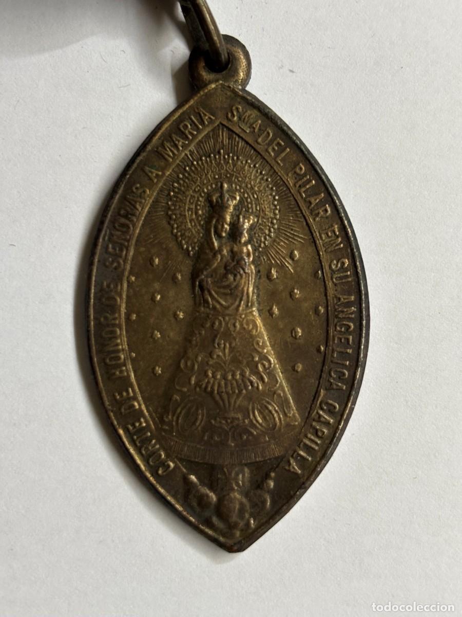 Antiquit&auml;ten: Medalla devocional de la Virgen del Pilar, &rdquo;Corte de Honor de Se&ntilde;oras&rdquo;, c. 1890-1930