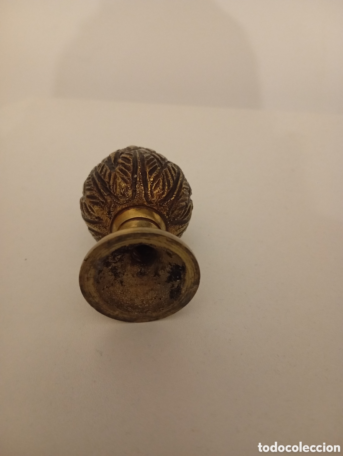 Antig&uuml;edades: Figura en bronce/lat&oacute;n en forma de pula - Foto 3