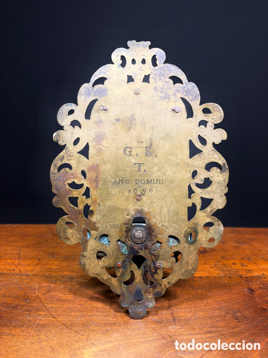 Antig&uuml;edades: Benditera repujada, a&ntilde;o de 1690. - Foto 10