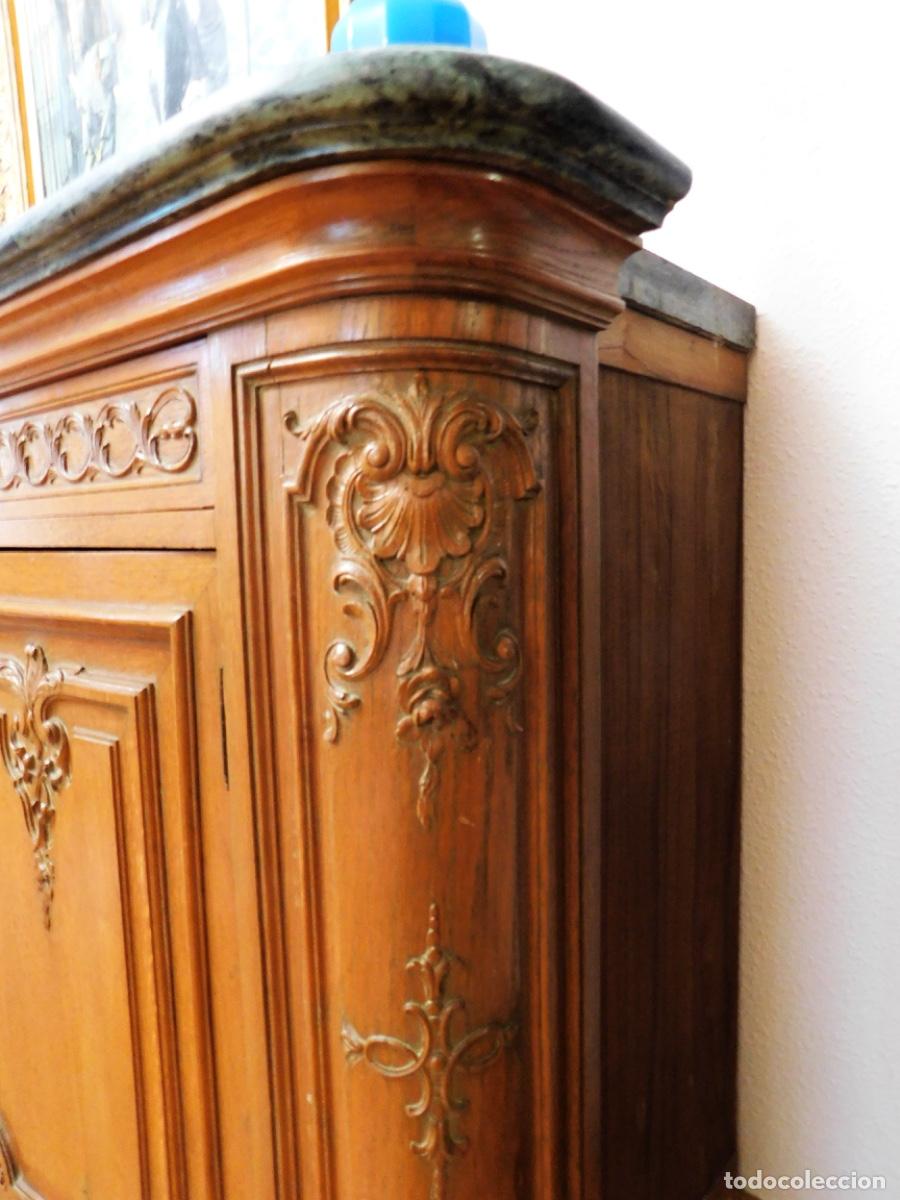 Antig&uuml;edades: Conjunto de comedor Luis XIV - Foto 9