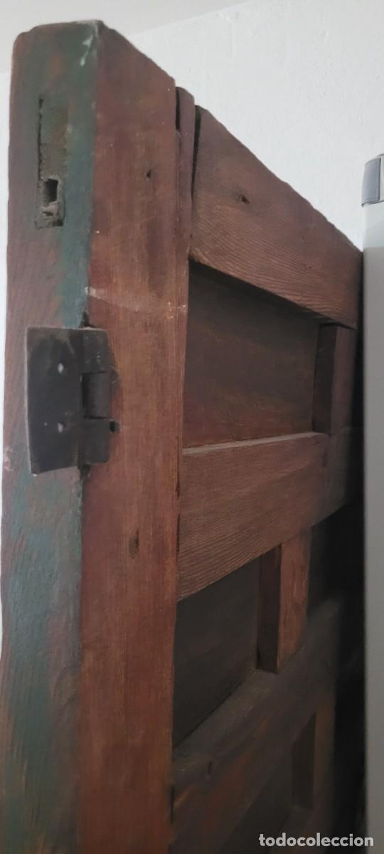 Antig&uuml;edades: Puerta cuarterones antigua - Foto 5