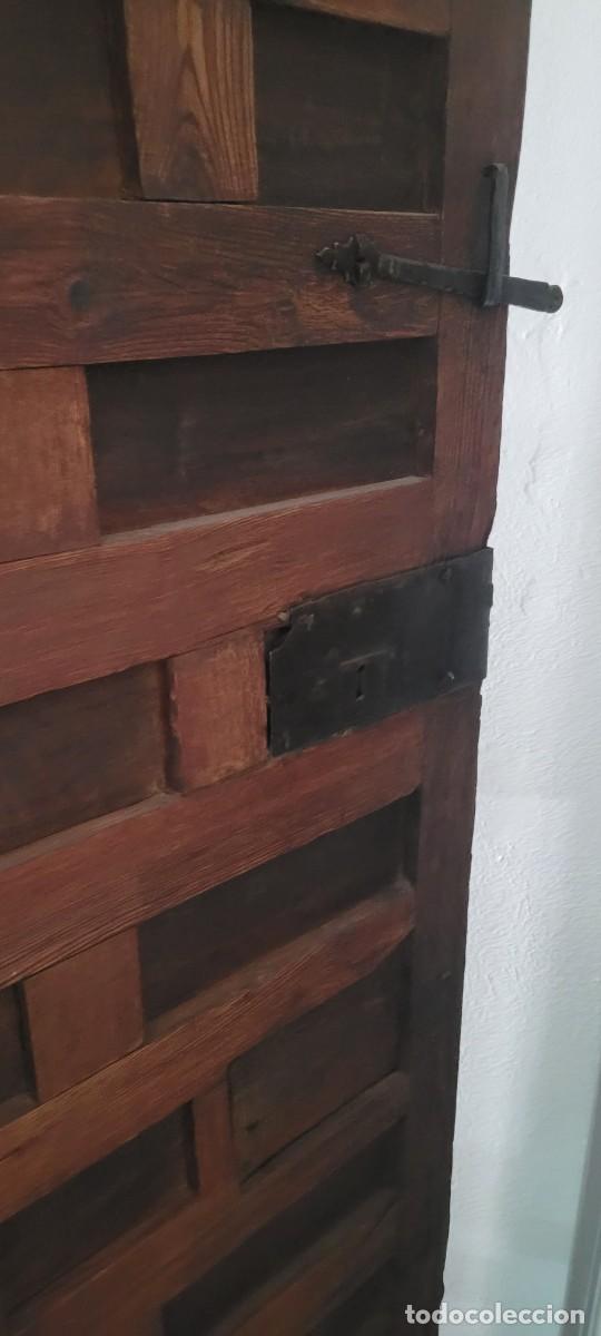 Antig&uuml;edades: Puerta cuarterones antigua - Foto 7