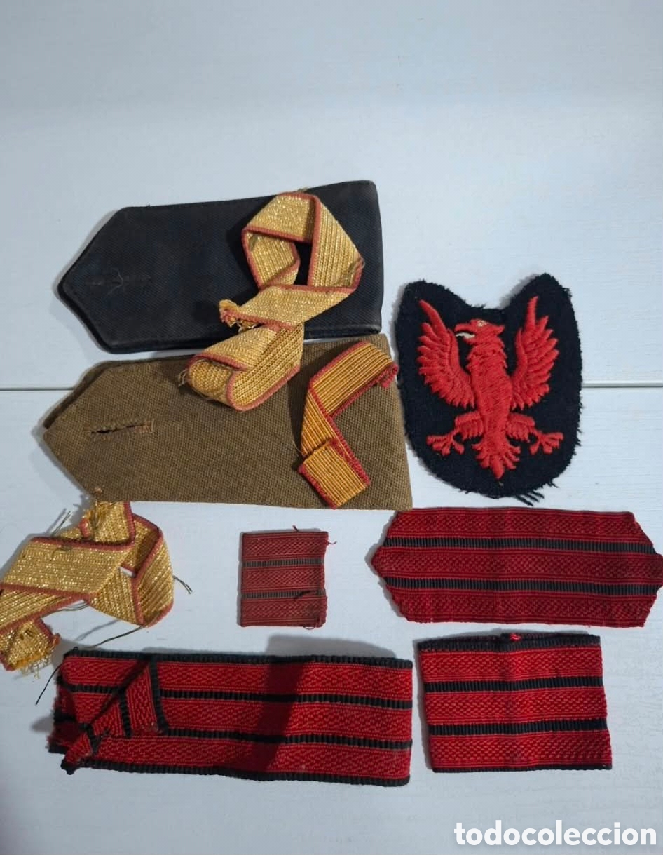 Antiques: Galones y hombreras de la guerra civil