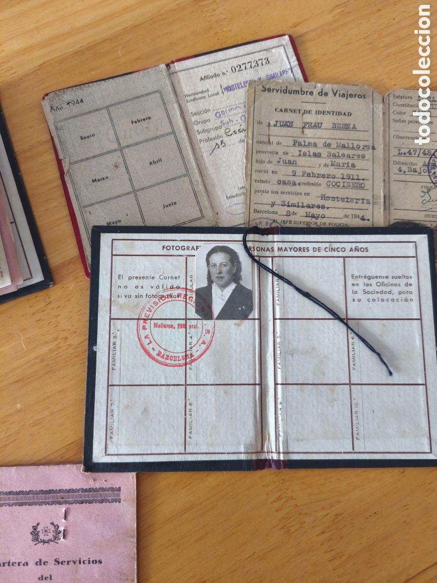 Antig&uuml;edades: Antiguos documentos de Identidad y personales - Foto 12