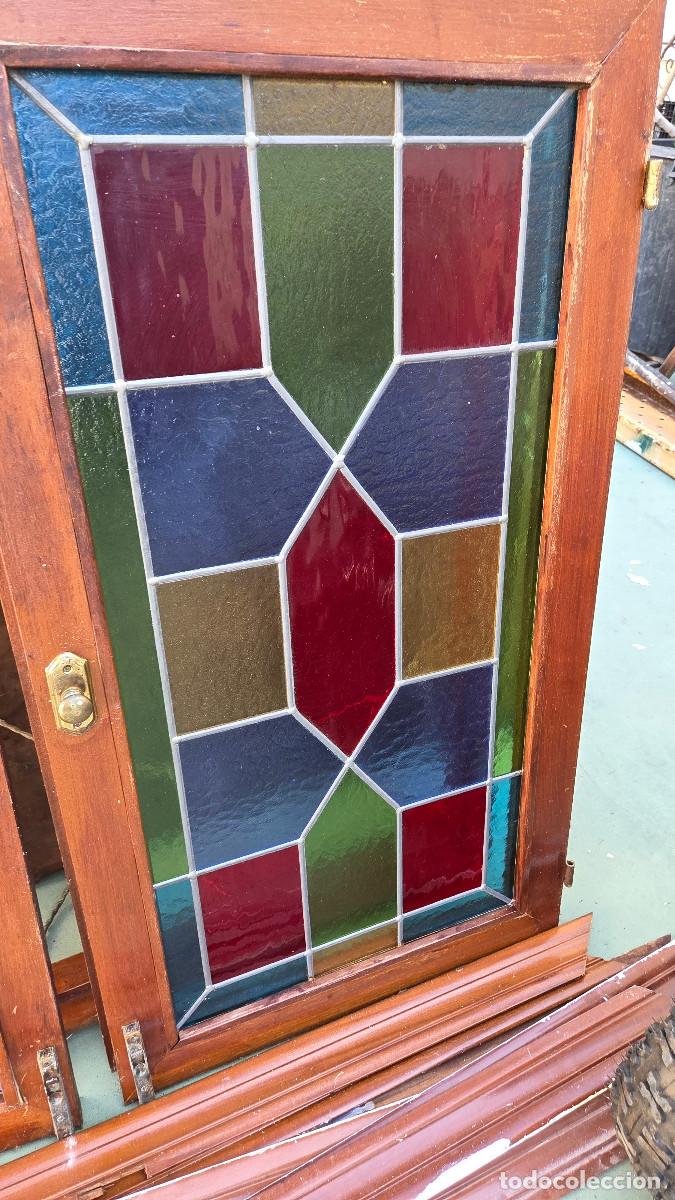 Antig&uuml;edades: ventana de madera con vidriera aplomada - Foto 7
