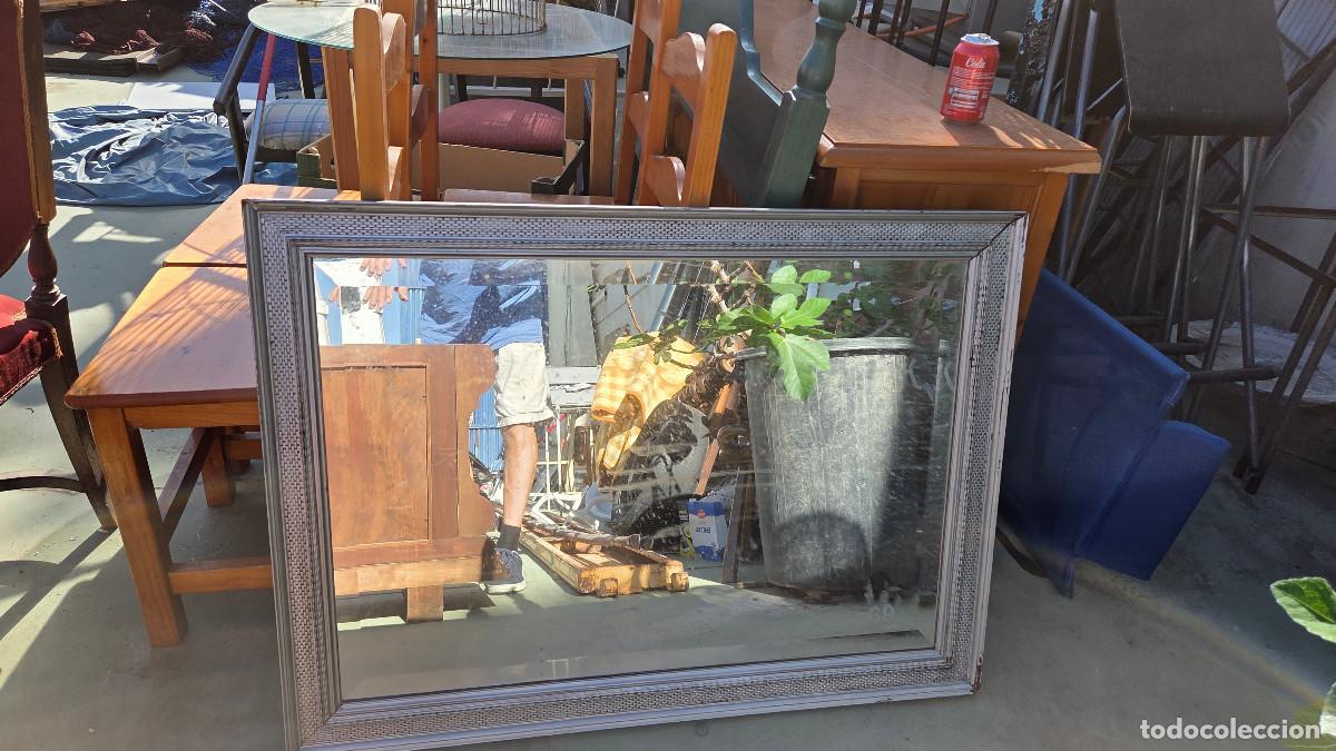 Antig&uuml;edades: espejo antiguo de madera - Foto 1