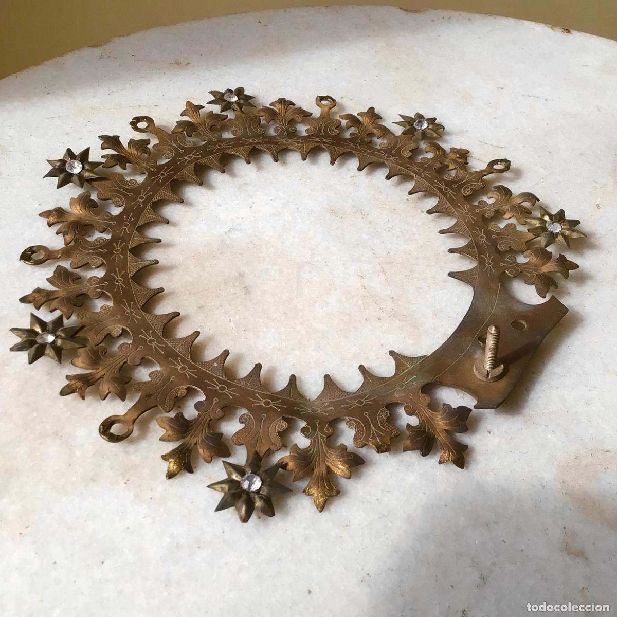 Antiques: ANTIGUA Y GRANDE AUREOLA - CORONA DE VIRGEN EN METAL Y PEDRERIA