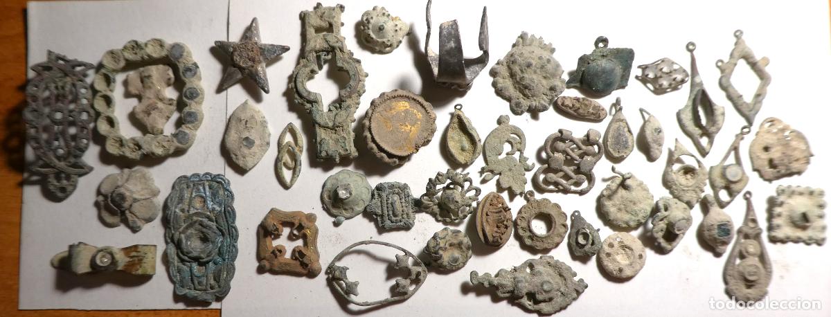 Oggetti Antichi: Gran lote de 42 piezas de joyeria antiguas para limpiar y restaurar
