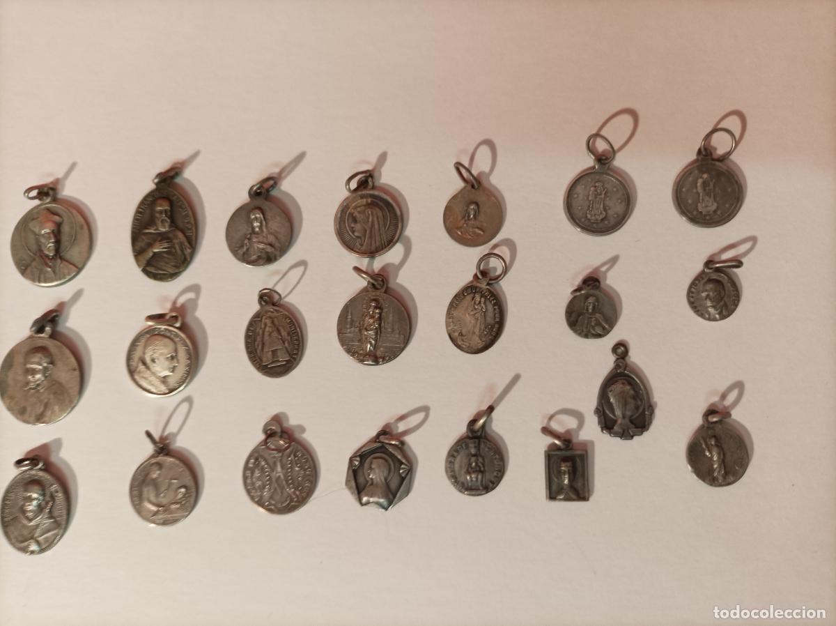 Antig&uuml;edades: LOTE DE MEDALLAS RELIGIOSAS EN PLATA - Foto 1