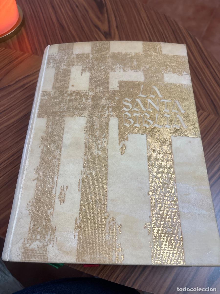 Antig&uuml;edades: La Santa Biblia Antiguo y Nuevo Testamento