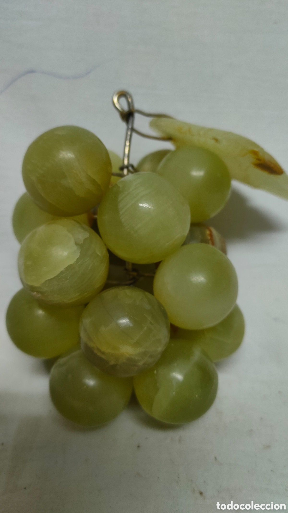 Antig&uuml;edades: RACIMO DE UVAS EN JADE NATURAL.19 UNIDADES.ONIX.PARA MONTAJES.