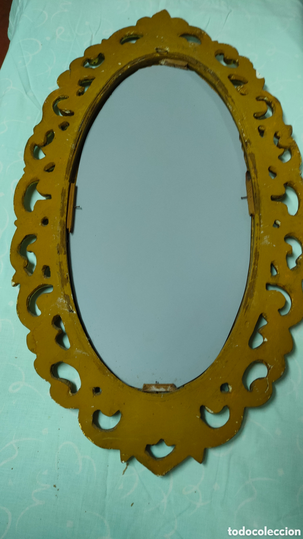 Antig&uuml;edades: ESPEJO OVAL CORNUCOPIA DE MADERA TALLADA DORADA.71X44 CM. - Foto 15