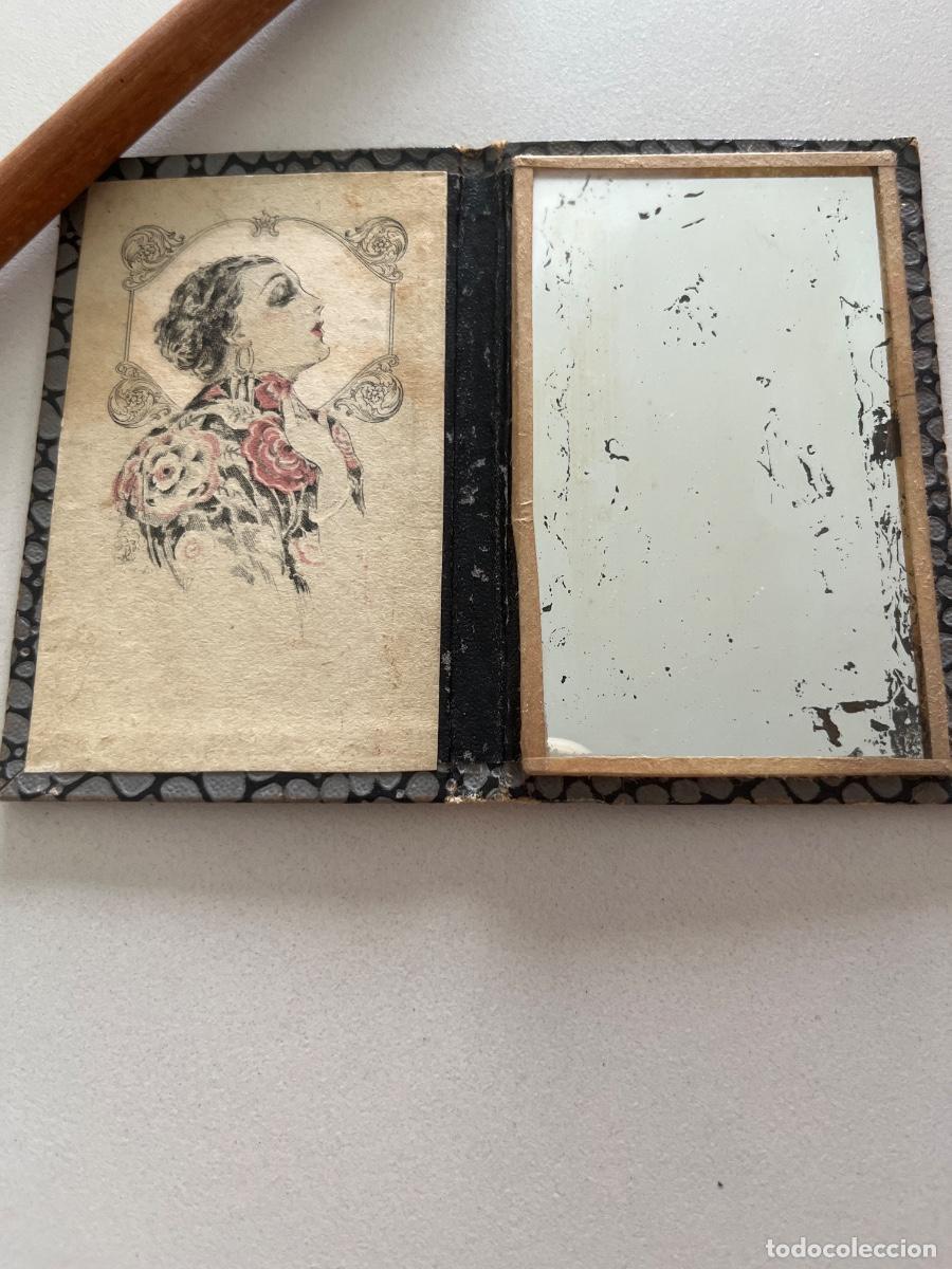 Antig&uuml;edades: Antiguo espejo y l&aacute;mina. A&ntilde;os 20