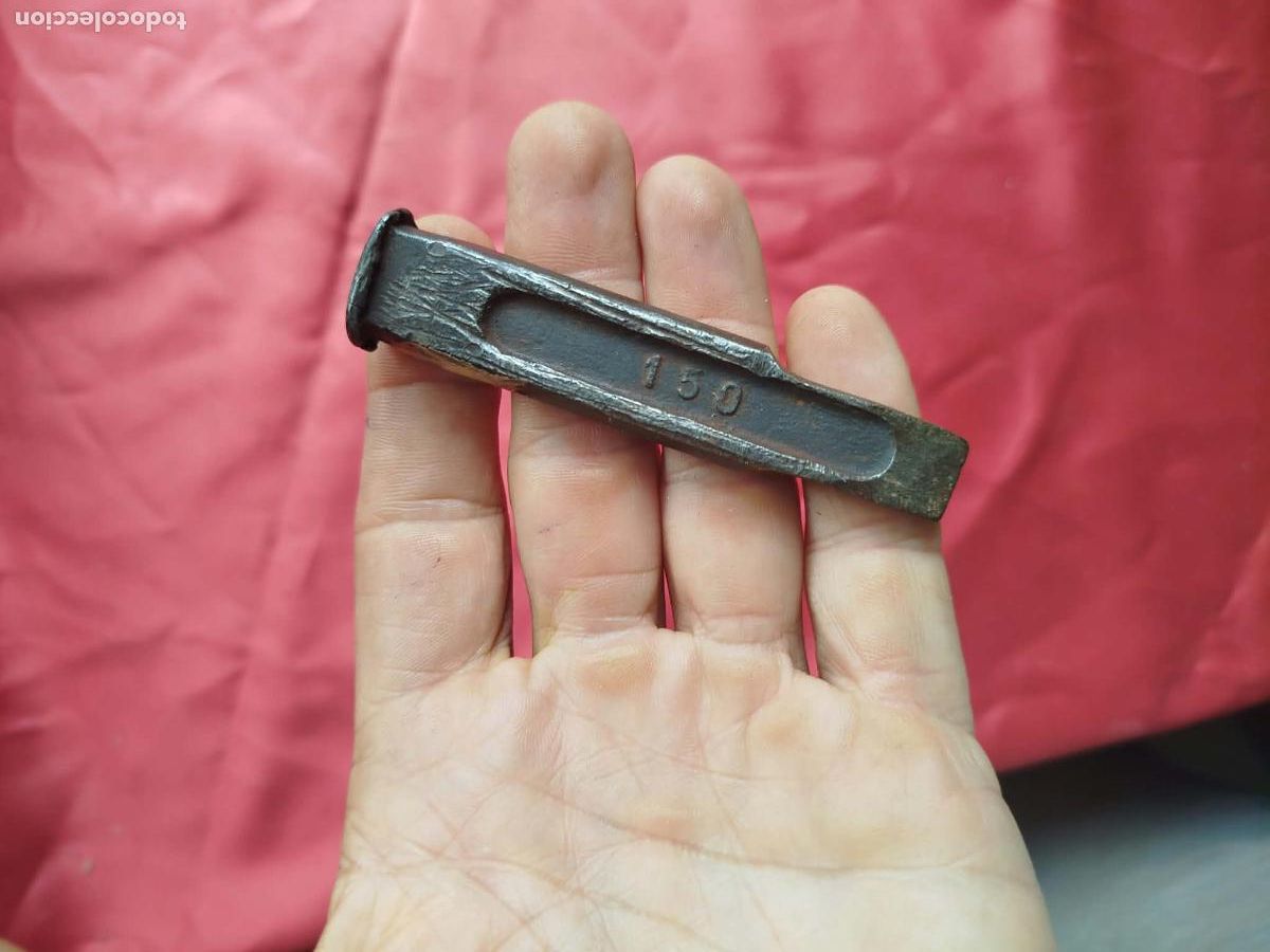 Antig&uuml;edades: Peque&ntilde;o cincel al Cromo Vanario. Caja Ferralla