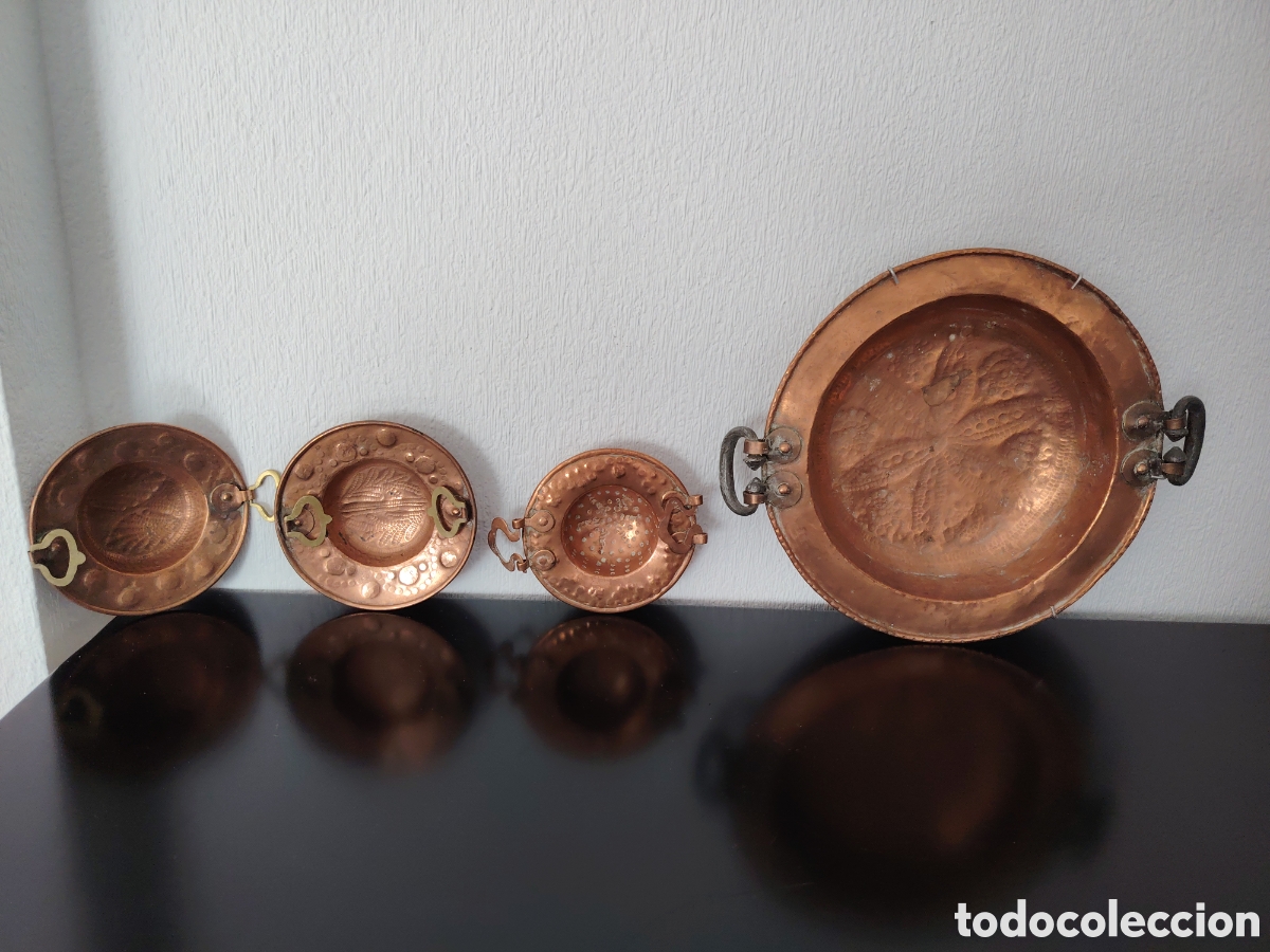 Antig&uuml;edades: 4 antiguos braseritos de cobre