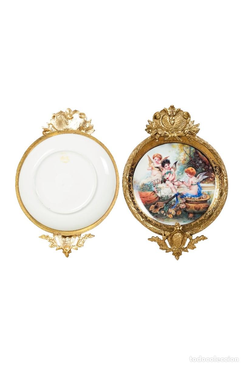 Antig&uuml;edades: Pareja de platos decorativos - Foto 2