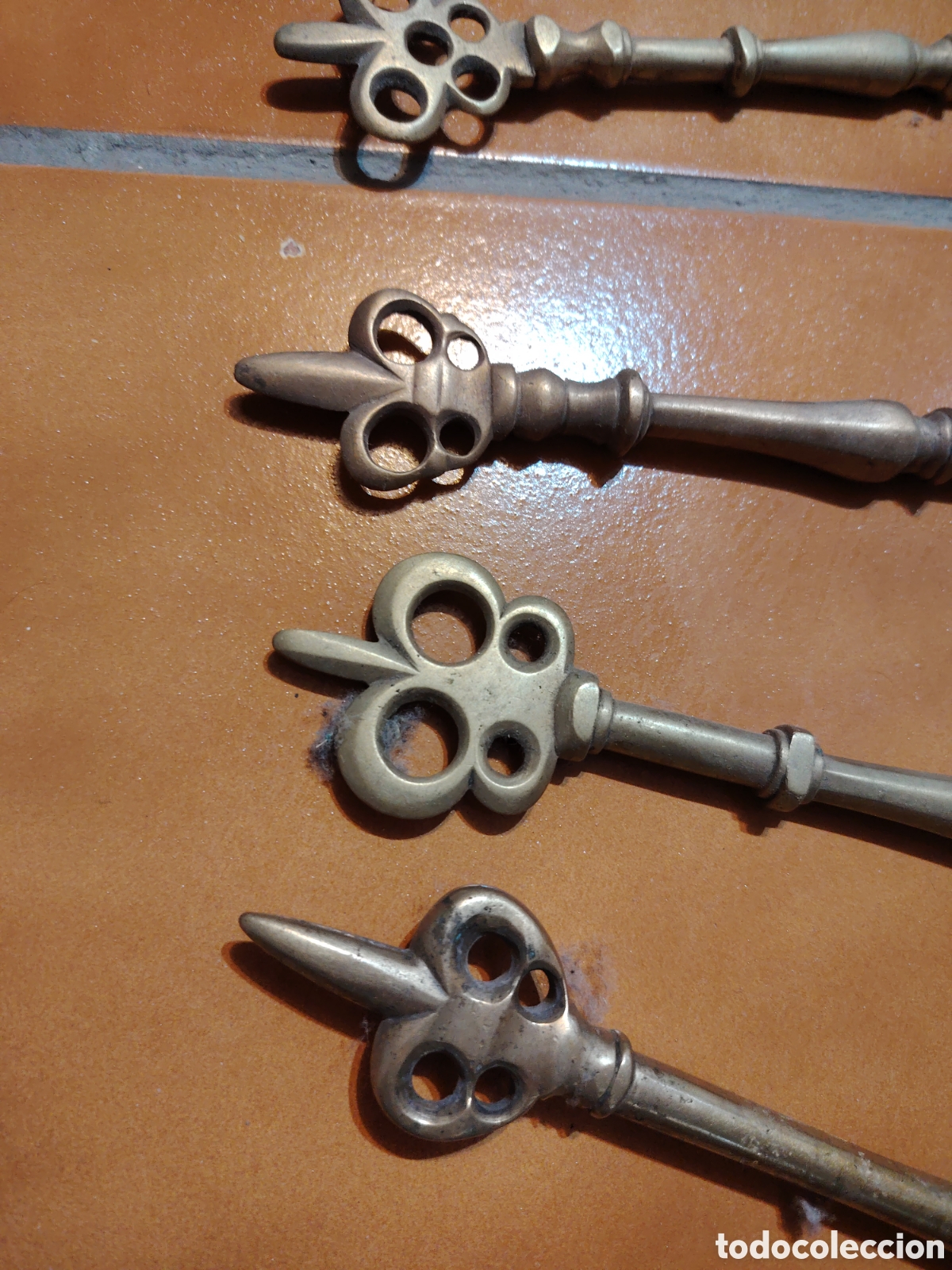 Antig&uuml;edades: 7 antiguas badilas de bronce - Foto 5