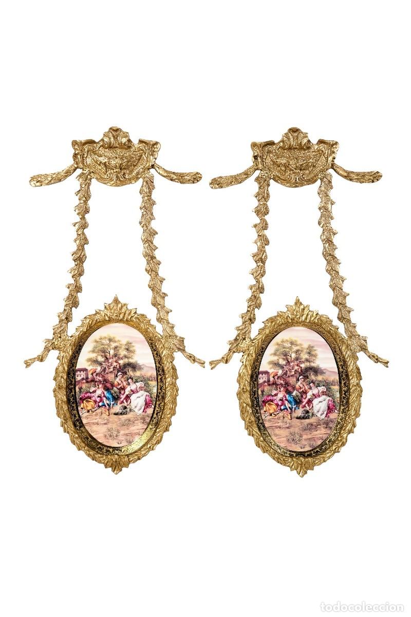 Antig&uuml;edades: Pareja de medallones decorativos