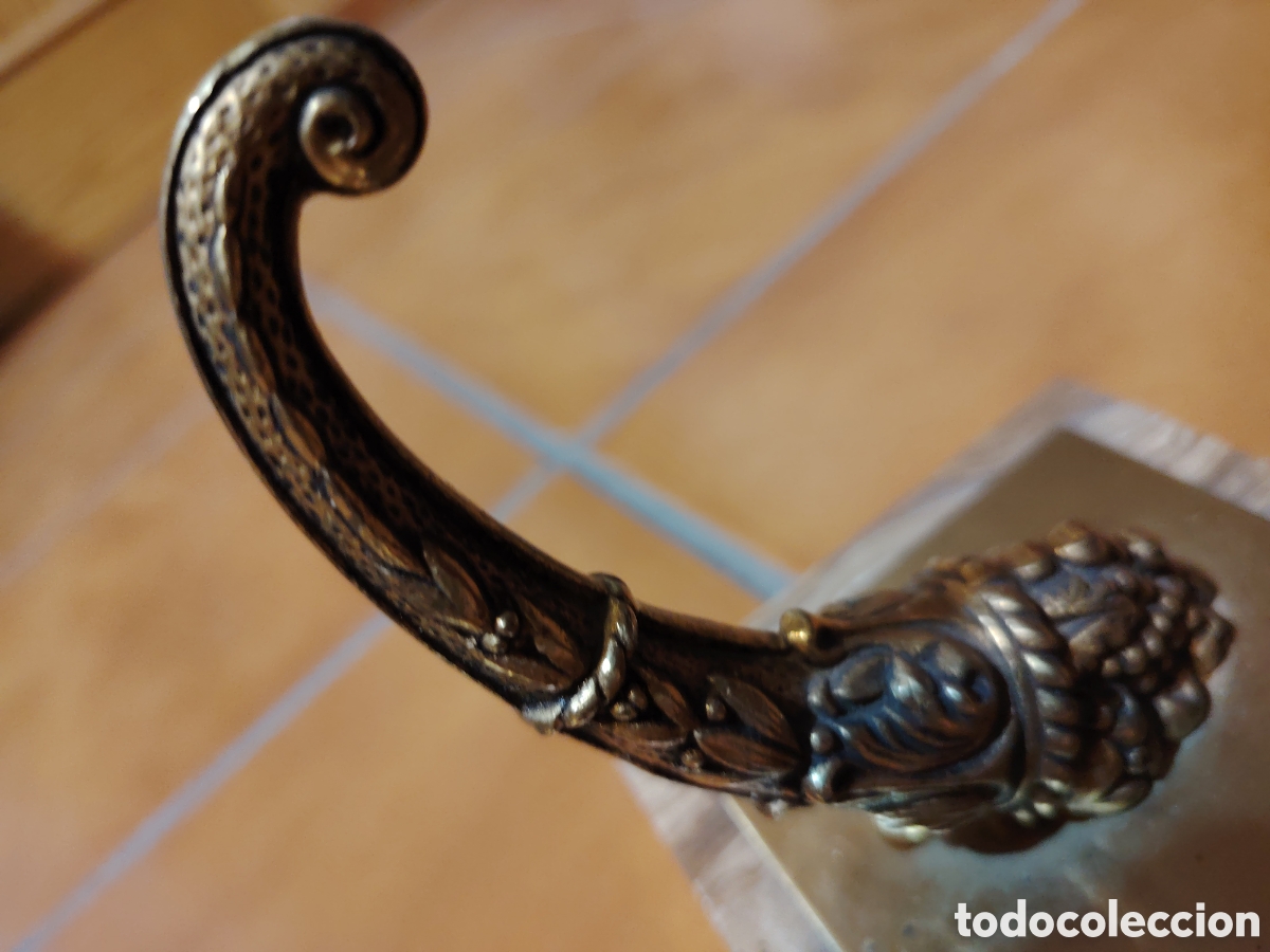 Antig&uuml;edades: Pareja de sujetalibros de bronce y m&aacute;rmol - Foto 3