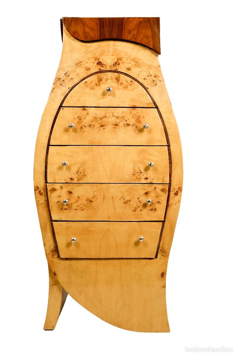 Antig&uuml;edades: Cajonera de dise&ntilde;o con 5 cajones