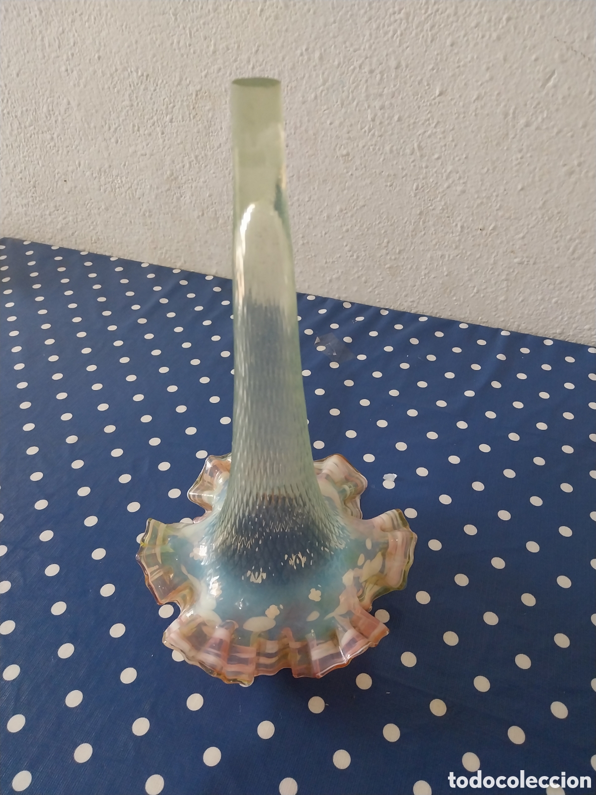 Antig&uuml;edades: Antiguo centro de mesa o tulipa modernista - Foto 3