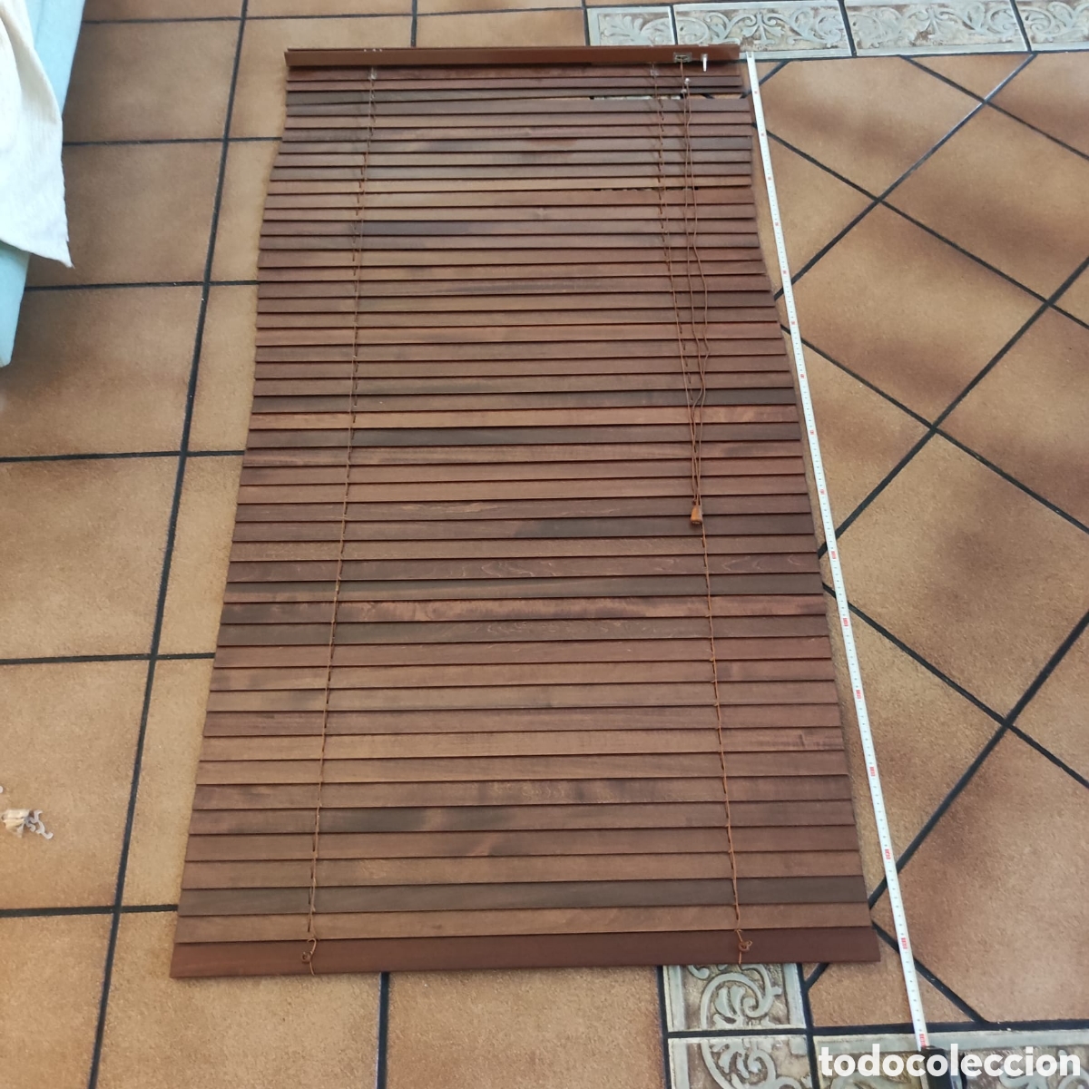 Antig&uuml;edades: Persiana veneciana madera Lindmon