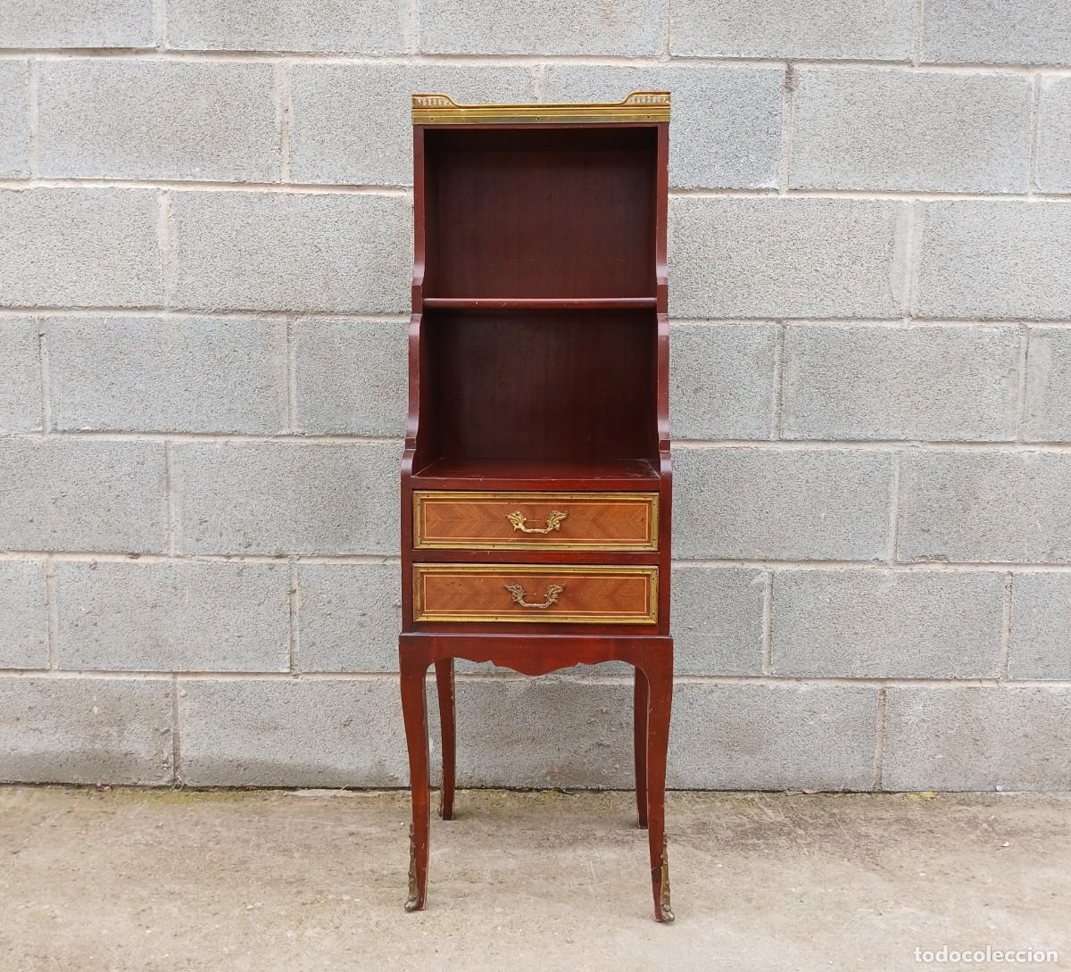 Antig&uuml;edades: Mueble auxiliar antiguo estilo Luis XV. Mesa Mesita Auxiliar noche dormitorio vintage Isabelino. - Foto 2
