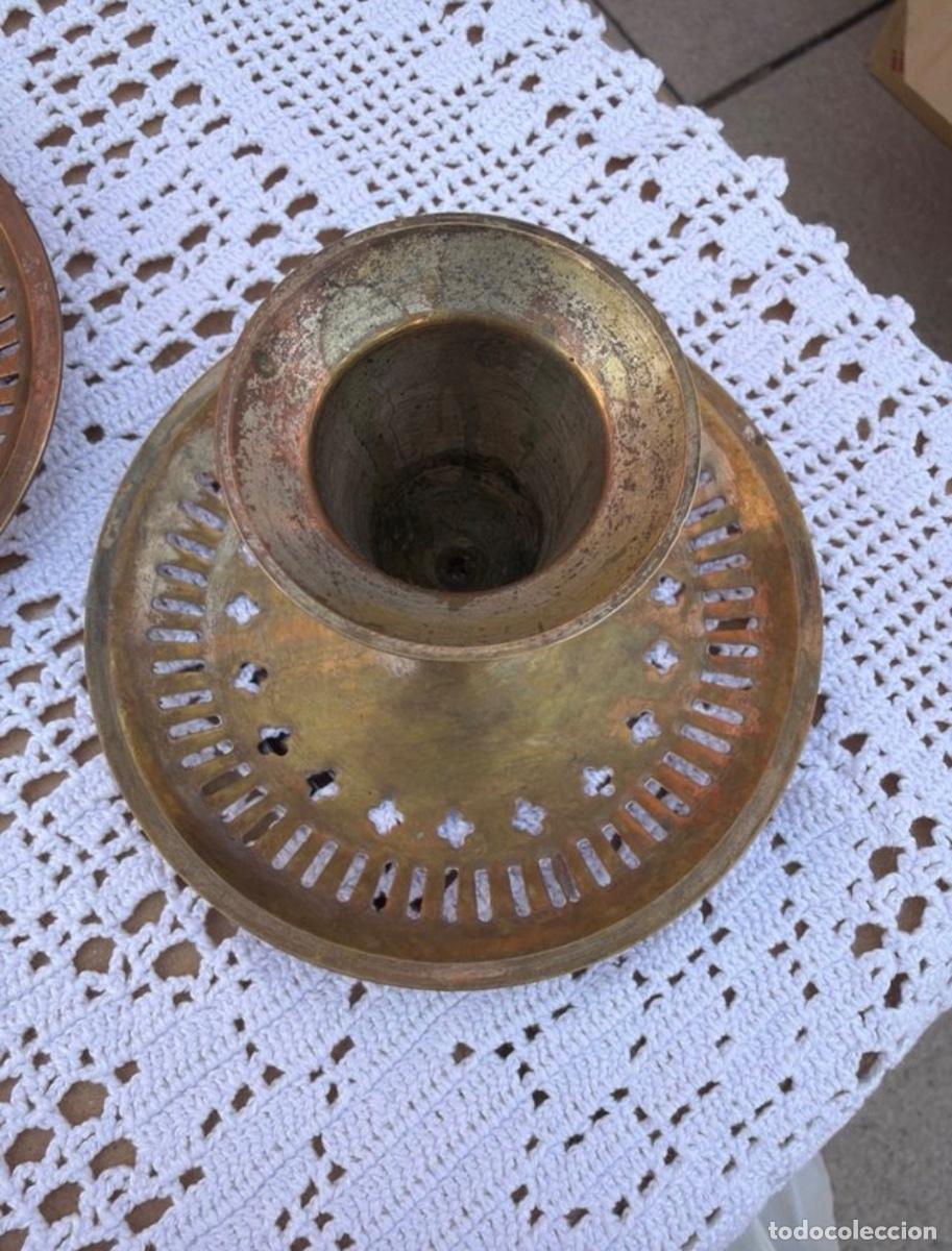 Antig&uuml;edades: Pareja portavelas antig&uuml;os - Foto 2