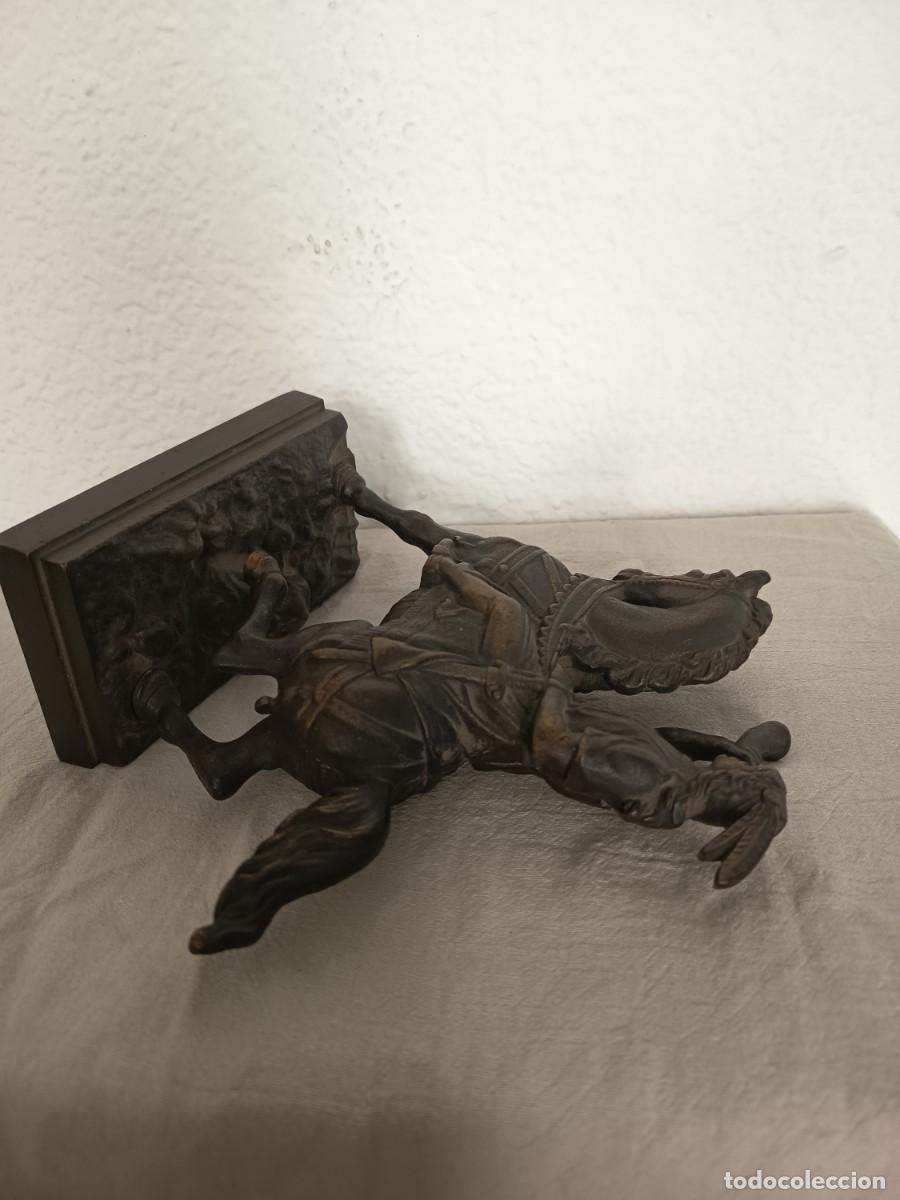 Antig&uuml;edades: JINETE CON CORNETA EN BRONCE - Foto 2