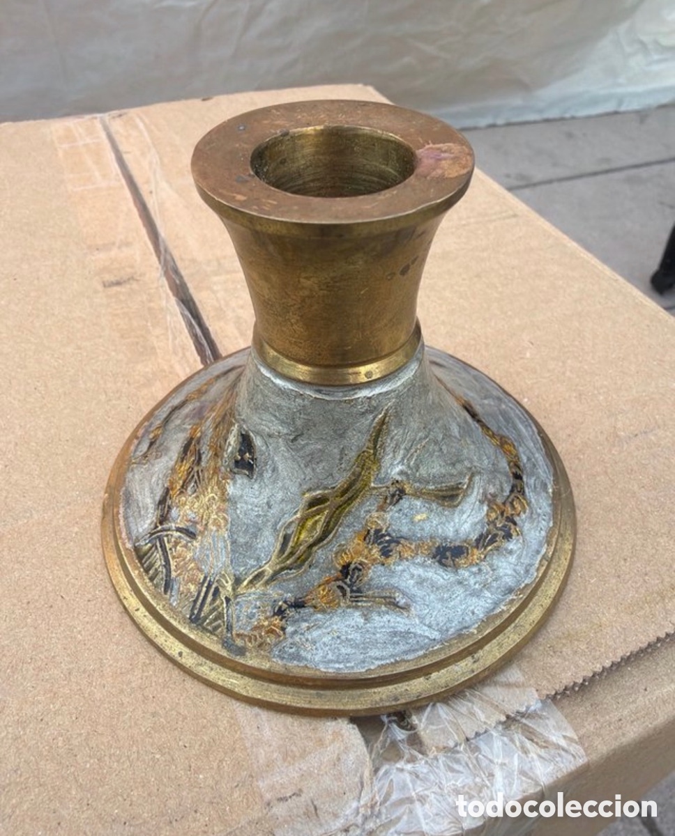 Antig&uuml;edades: Portavelas de metal grisaceo