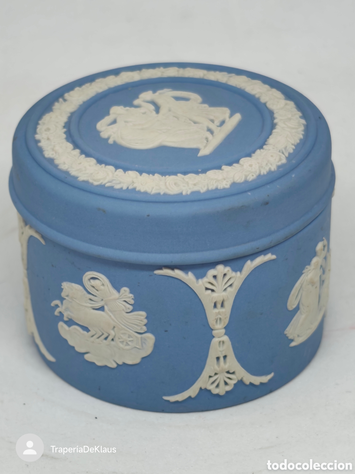 Antig&uuml;edades: Cajita/Alhajero de loza azul Jasperware (Wedgwoode) - car122